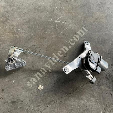 PEUGEOT 408 2024 SİLECEK MOTORTU ORJİNAL ÇIKMA, Oto & Y. Parça