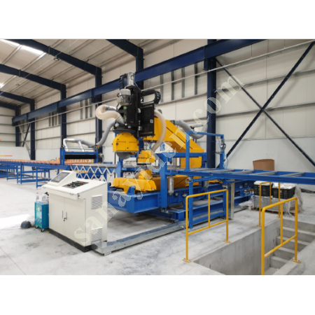 SANDWICH PANEL PRODUCTION MACHINERY LINE, Machine