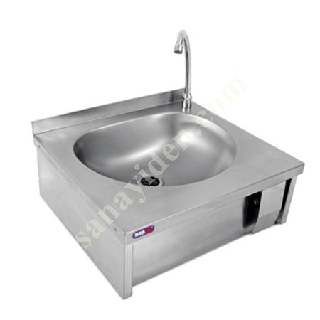 KNEE CONTROLLED HAND WASHING SINK, Industrial Kitchen