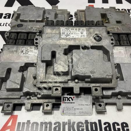 MERCEDES E200 ENGINE BRAIN, Spare Parts Auto Industry