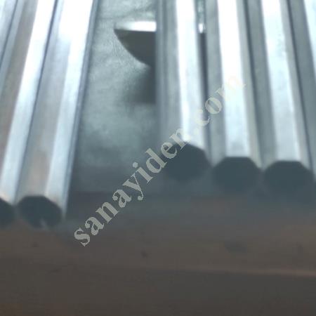 SATILIK SEKİZ PARALEL KENAR DEMİR VE PASLANMAZ PROFİLLER, Metal
