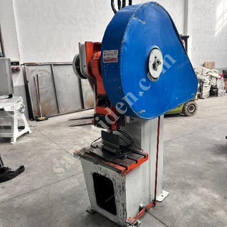 30 TON ÇELİK GÖVDE EKSANTRİK PRES 30 TON ÇELİK GÖVDE EKSANTRİK PRES, Makina