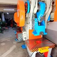 125 TON ÇELİK GÖVDE EKSANTRİK PRES İSTANBUL BAYRAMPAŞA, Eksantrik Pres