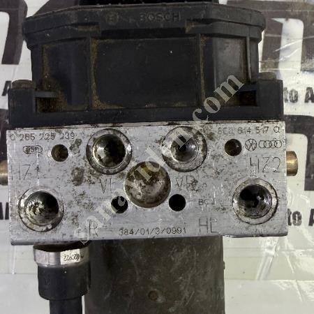 0265225239  8E0614517Q AUDI A4, A6 VE S4 BOSCH ABS BEYNİ 8E0614517Q, Oto & Y. Parça