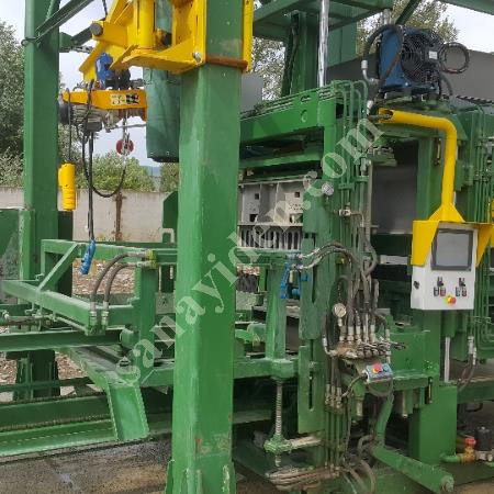 BRİKET – BETON PARKE MAKİNESİ (OTOMATİK), Makina