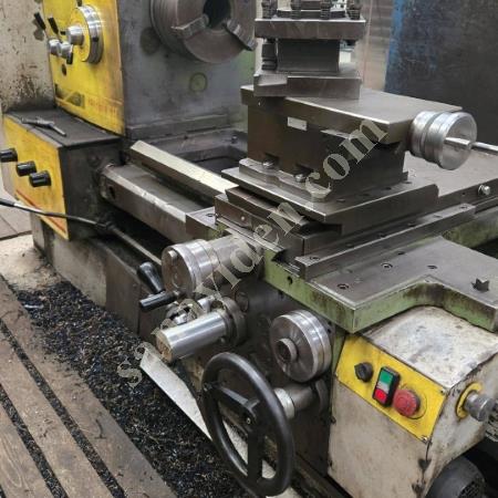 BULGAR TORNA  2005 MODEL C 10 DİJİTALLİ BOY 4000 ÇAP 820 KEPENKLİ AYNA VAR YATAKLAR VAR, Makina