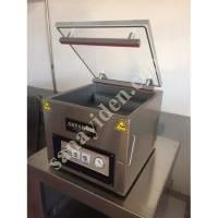 VACUUM AND PACKAGING MACHINE, Food Industry