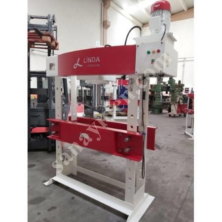 150 TON MOTORIZED HYDRAULIC WORKSHOP PRESS, Workshop Type Press