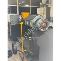 DISCHARGE MACHINE AND DRAINING MACHINE,