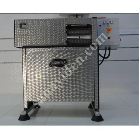 D.T = 1 BEEF NAIL REMOVAL MACHINE, Food Machinery