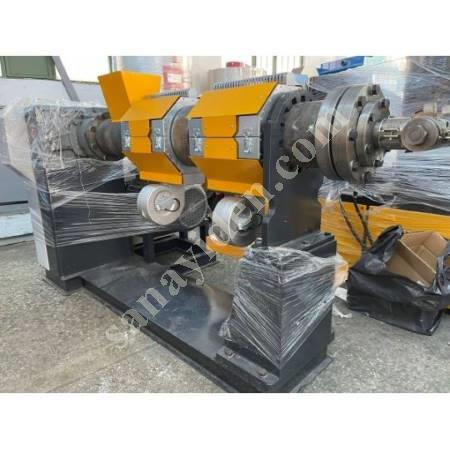 DISCHARGE MACHINE AND DRAINING MACHINE,