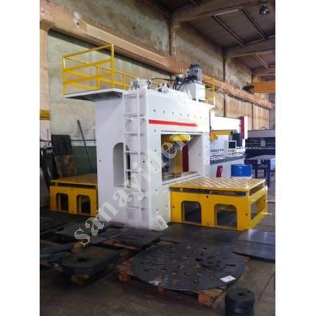 600 TON STRAIGHTENING PRESS LINDA MACHINE BRAND, Straightening Press