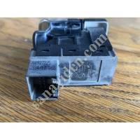 VOLKSWAGEN PASSAT B8 GOLF 7 HAND BRAKE SWITCH 3G0927225 2015-2018, Spare Parts And Accessories Auto Industry