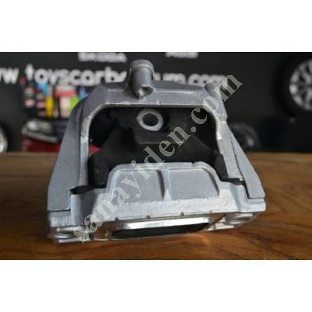 VW PASSAT GOLF 5 JETTA A3 ENGINE BRACKET RIGHT 1.6 FSI 1K0199262K, Spare Parts Auto Industry