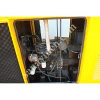 16 KWA THREE-PHASE WATER-COOLED LISTER ENGINE WITH CARE GENERATOR, Generator