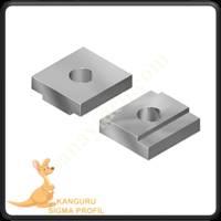 CHANNEL 10 SQUARE NUT M10,