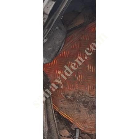 1998 MODEL CITROEN C15 REMOVED MATS,