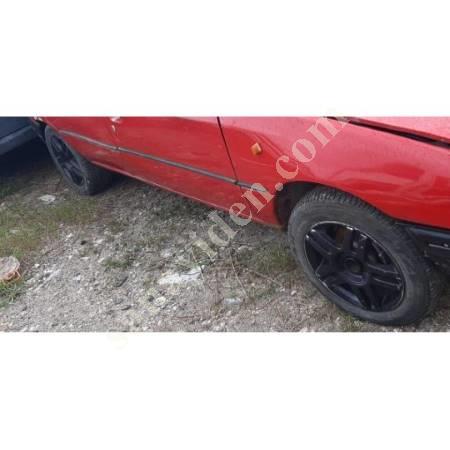 PEUGEOT 205 1.4 GASOLINE RIGHT WHEEL WHEEL TIRE, Spare Parts And Accessories Auto Industry