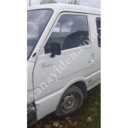 KIA BESTA HI EXIT LEFT FRONT DOOR,