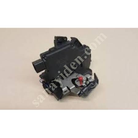 DOOR LOCK MECHANISM REAR LEFT AUDI A6 98-05, Spare Parts And Accessories Auto Industry