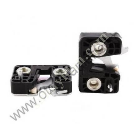 ŠKODA FAVORIT DOOR LOCK SQUARE RIGHT, Spare Parts And Accessories Auto Industry